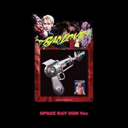(1st Mini Album) شاينيي - فوتوبوك أسبيس ري كن فير مفتاح -بادلوف  | (ONE) SHINee - (Photobook A SPACE RAY GUN ver.) Key  - BAD LOVE (1st Mini Album)
