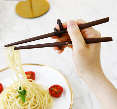  Edison adult orthodontic educational chopsticks (for right hand)جوبستك بتصميم جديد يساعد من يستخدمه اول مرة