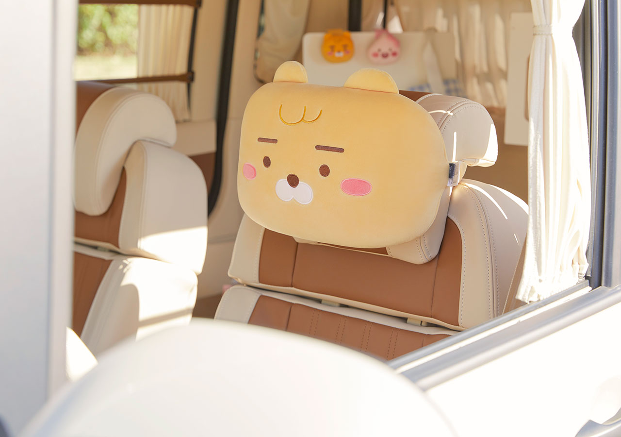 واحد- كاكاو فريند -اكسسوارات سياره | (ONE) KAKAO FRIENDS Soft neck cushion for car_little lion